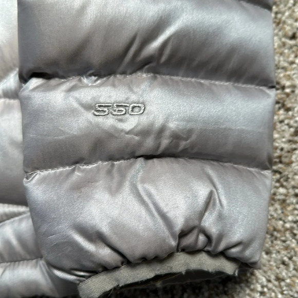 The North Face Down Coat, Silver, Size Small, EUC - Picture 10 of 10